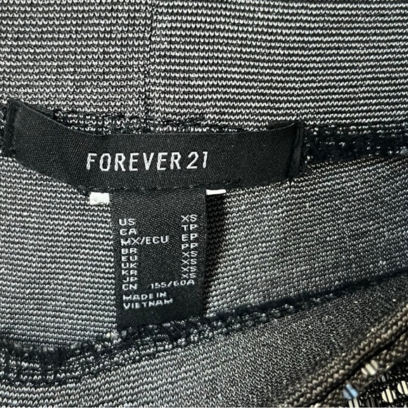 Forever 21 Size XS Silver Disco Sequin Mesh Flare Leg Pull On Retro Pants - Picture 4 of 5